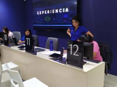 Retail store using Vise 5+ anti-theft devices for tablets by RTF Global